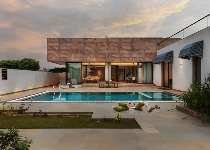 Saffronstays Ambika Farms Jaipur