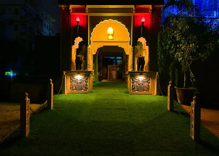 Fabhotel Shree VillasVilla